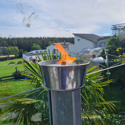 Schwabenfire Kleine Outdoor mit Dauerdocht Kerze in Zink-Schale mit Henkel, 16,5cm Durchmesser, Leicht & Stabil Stimmungsvolles Geschenk