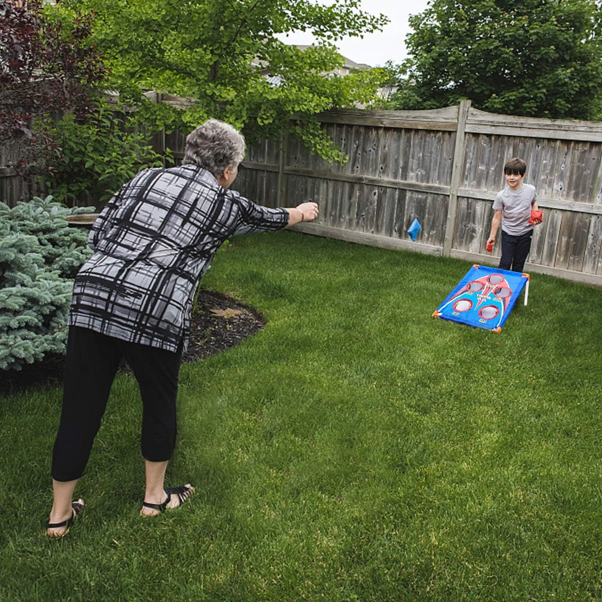 Wurfspiel Kinder Outdoor Cornhole Spiel Set mit 6 Sitzsäcken 3 Kugeln