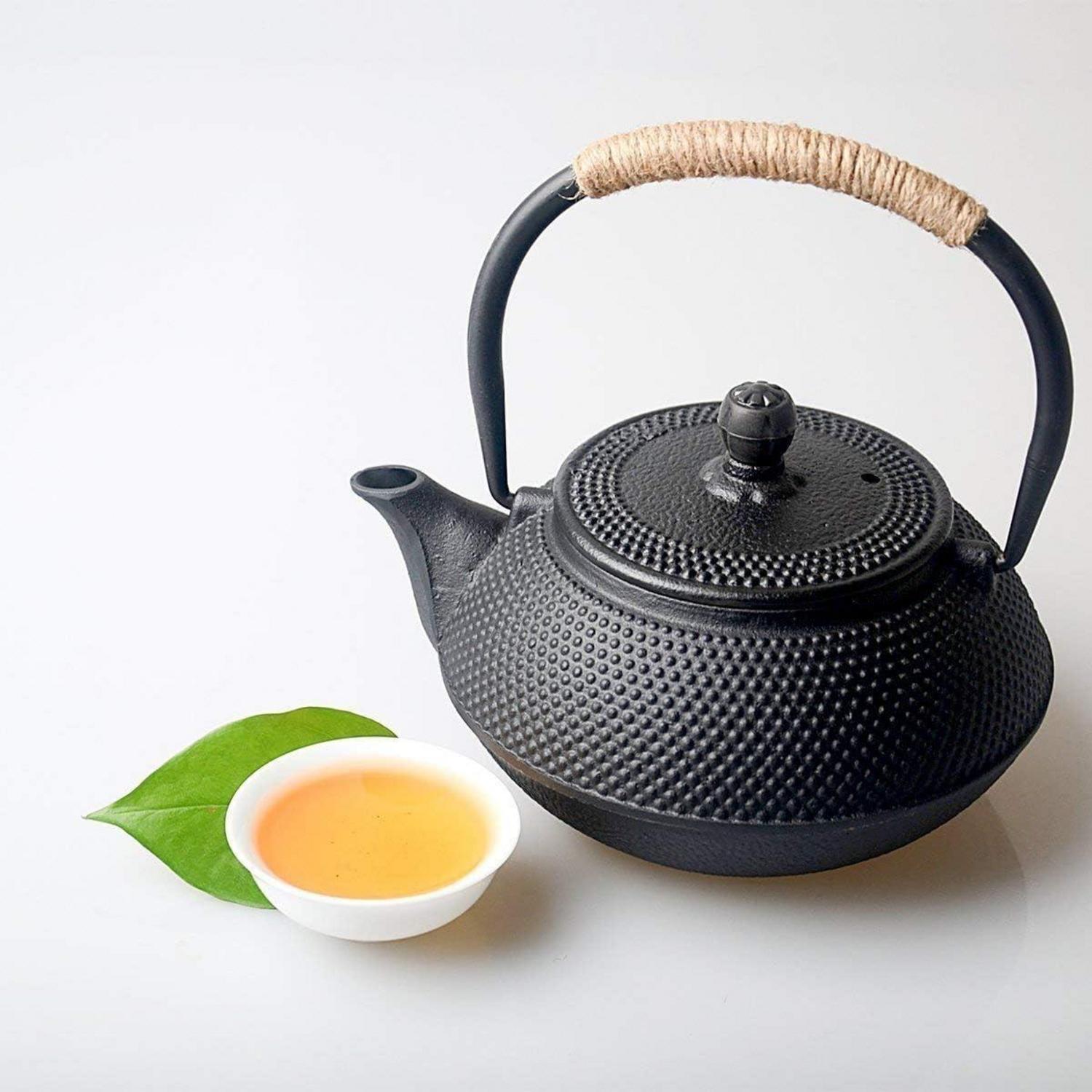 HwaGui Gusseisen Teekanne Schwarz 0,6l Asiatisch inkl. Siebeinsatz