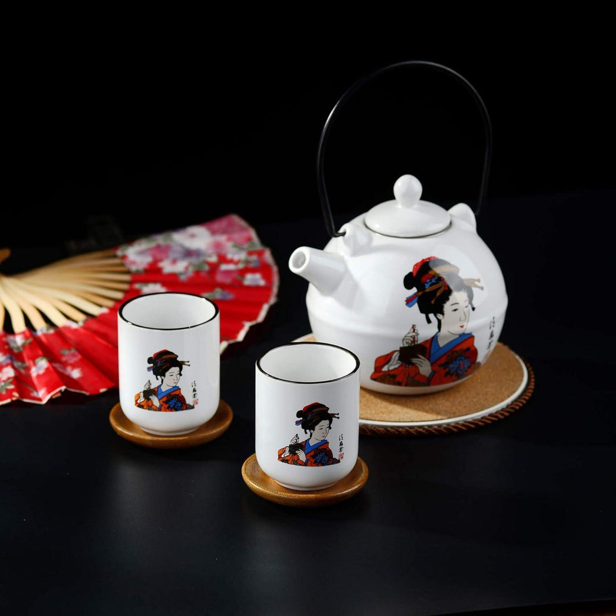 Japanisches Porzellan Teeset, Teekanne 700ml, 2 Teetassen 150ml