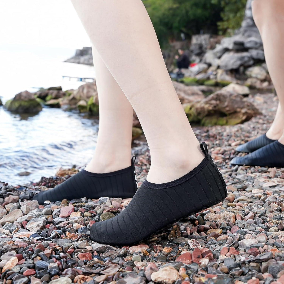 Wasserschuhe Unisex Schnelltrocknend mit Rutschfester Sohle Schwarz