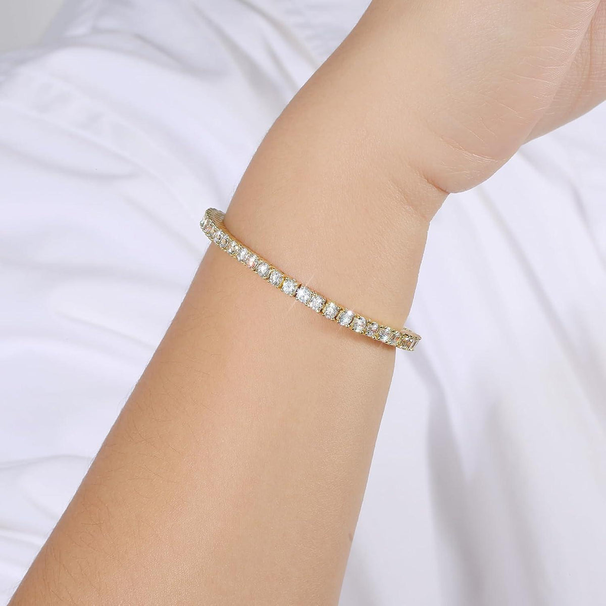 Elegantes 14K Gold Tennisarmband mit Zirkonia Steinen 3mm