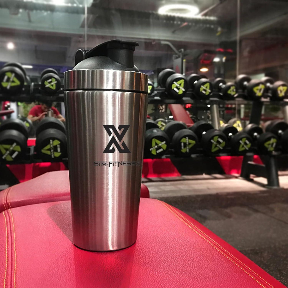 Edelstahl Shaker 700ml Sport Fitness Gym Mixer Yoga Bottle