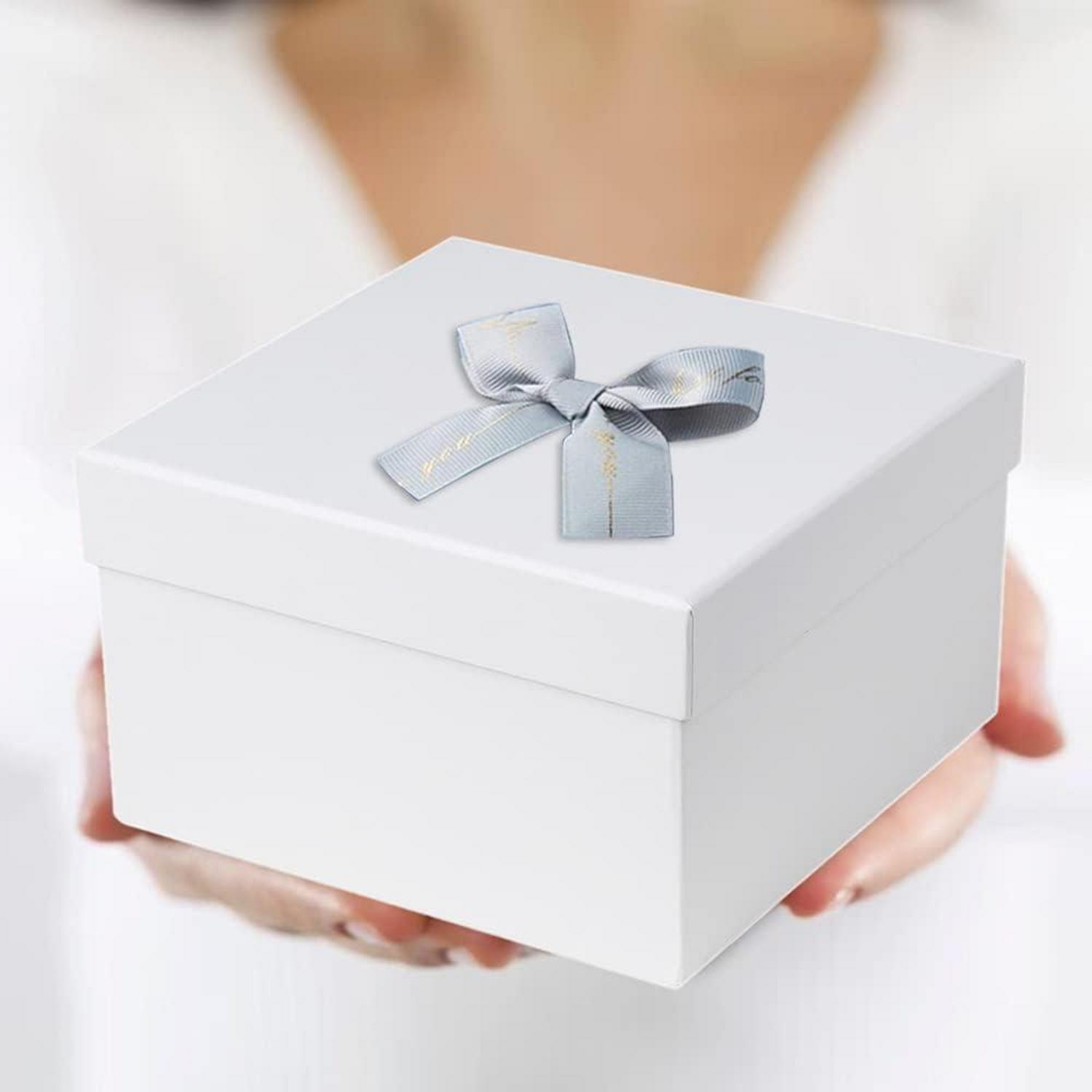 4er Set Rechteckige Geschenkboxen Karton Weiß 15x15x10cm 14x14x8,9cm