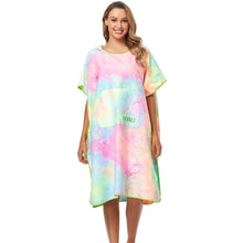 Surf Poncho: Mobile Umkleide & Kuscheliger Bademantel Tiedye