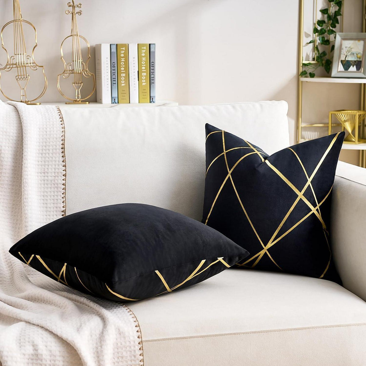 Samt Kissenbezug Schwarz 45x45 cm - 2er Set mit Golddetail