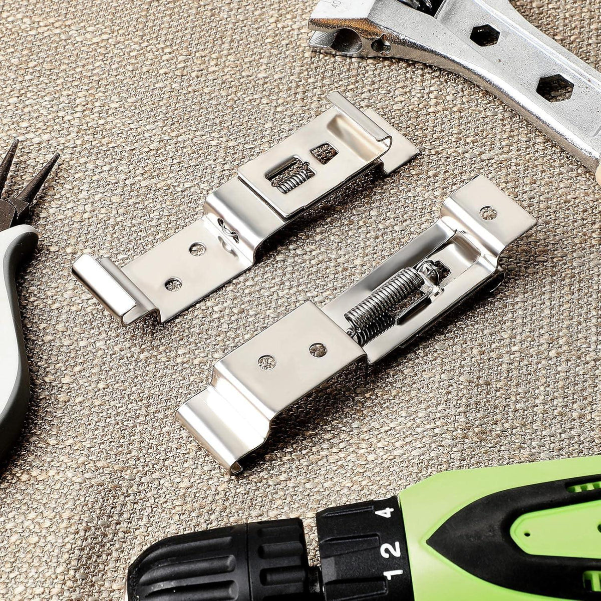 Federbelastete Kennzeichen Clips Edelstahl 2er Set