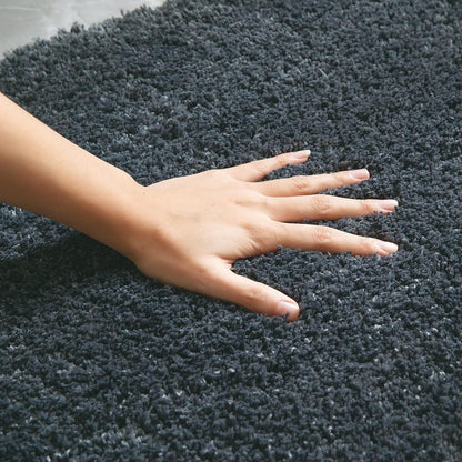 Rutschfester Badezimmerteppich dunkelgrau 70x120 cm Mikrofaser