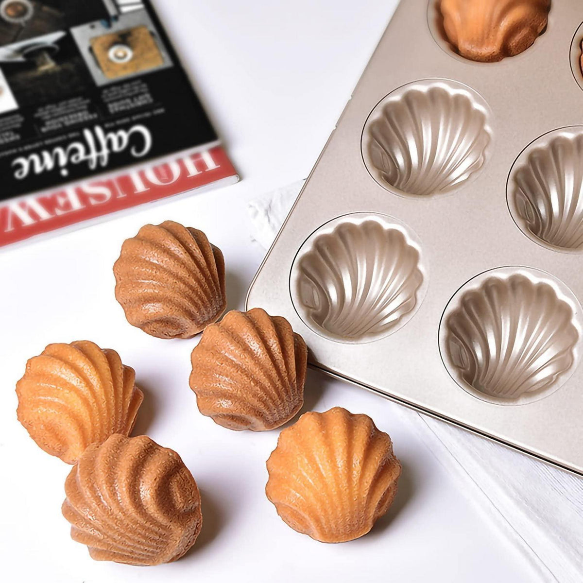 Madeleine Backform aus Karbonstahl – 9 Mulden für Cupcakes & Co.
