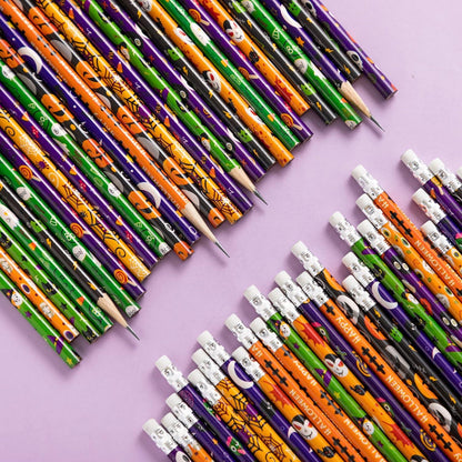 Halloween Bleistiftset 108-teilig für Kinder, verschiedene Designs