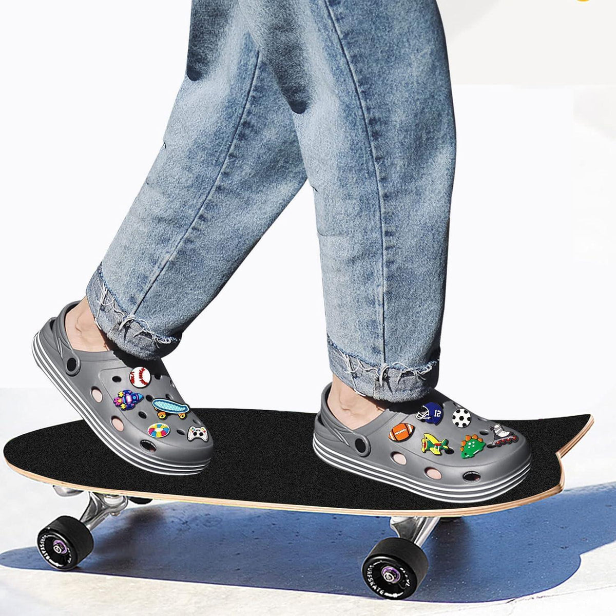 Schuhanstecker 100 Stück für Clogs & Schuhe, Vielfalt Motive