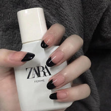 24er Set Kurze Acrylnägel Schwarz Nude French Press on Nails