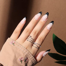 24 Stück Kurze Schwarze Künstliche Acrylnägel Press on Nails