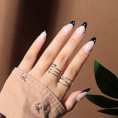24 Stück Kurze Schwarze Künstliche Acrylnägel Press on Nails