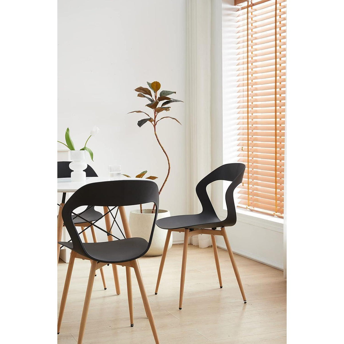 Moderner Esszimmerstuhl Set (8x) – Skandinavisch, Schwarz & Natürliche Farbe