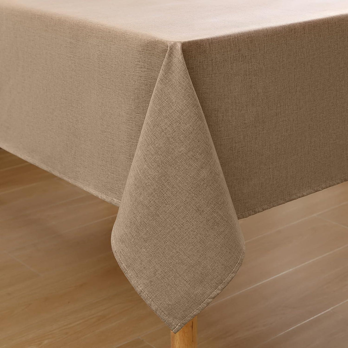 Abwaschbare Tischdecke Leinenoptik mit Lotuseffekt Hellbraun 130x160 cm