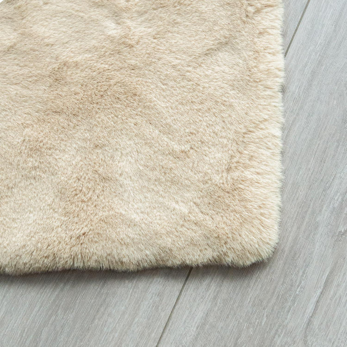 Flauschiger Teppich Beige 120x180 cm - Weicher Wohnzimmer Teppich