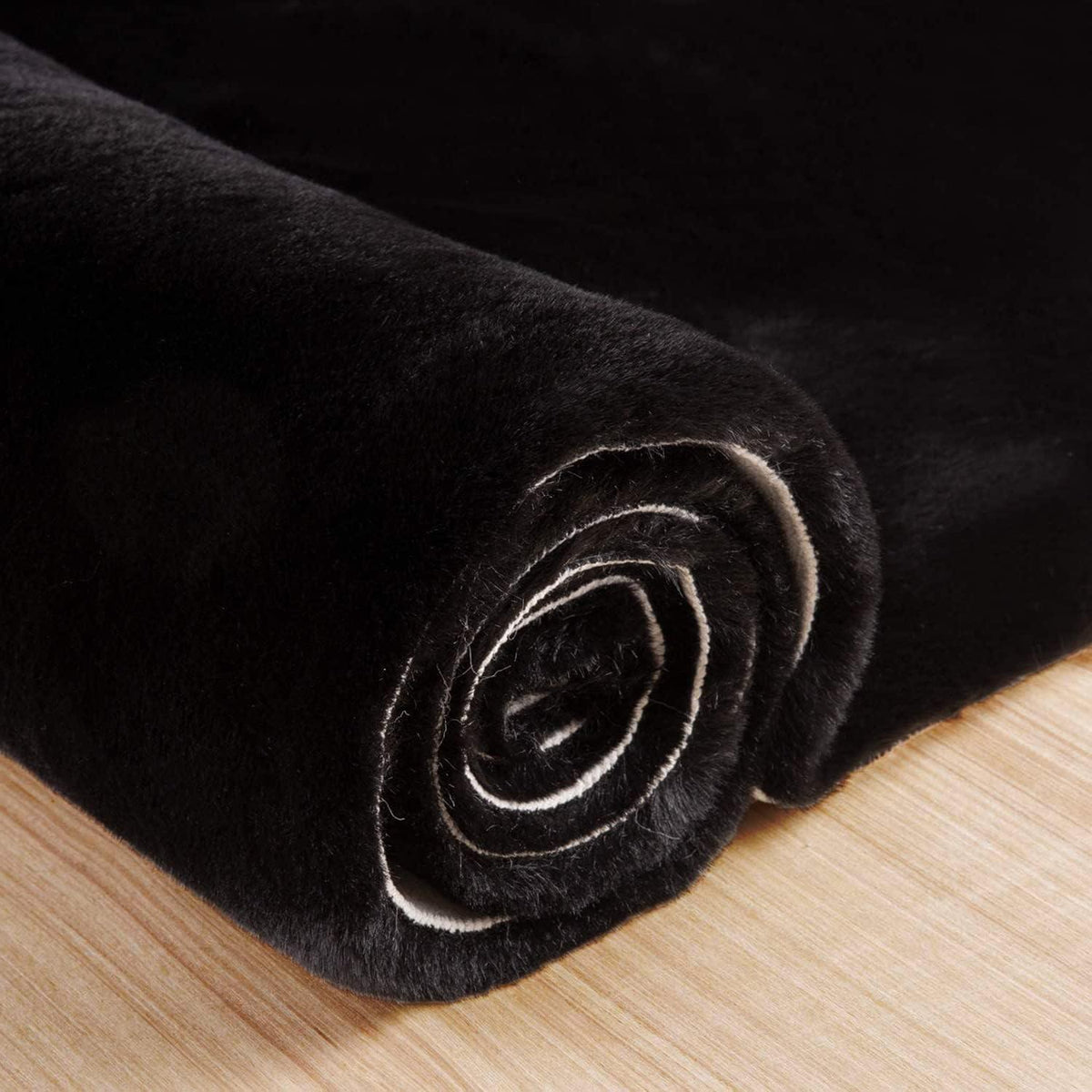 Flauschiger Läufer Teppich Schwarz 60x305 cm - Weich & Waschbar