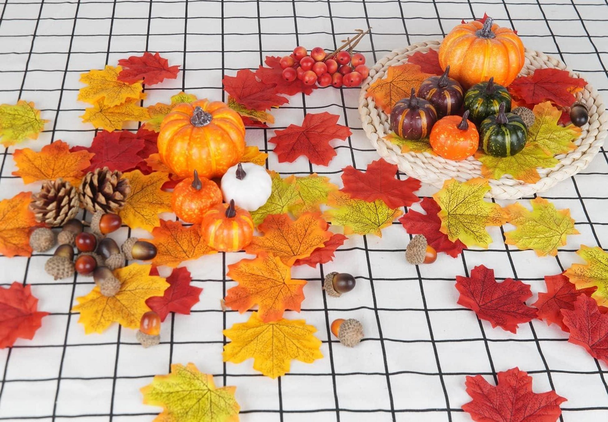 162-teiliges Herbstdeko-Set Ahornblätter Kürbisse Eicheln