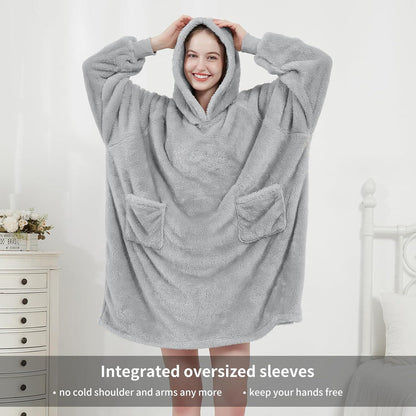 Aisbo Hoodie Decke mit Ärmeln und Kapuze in Hellgrau 95x85cm