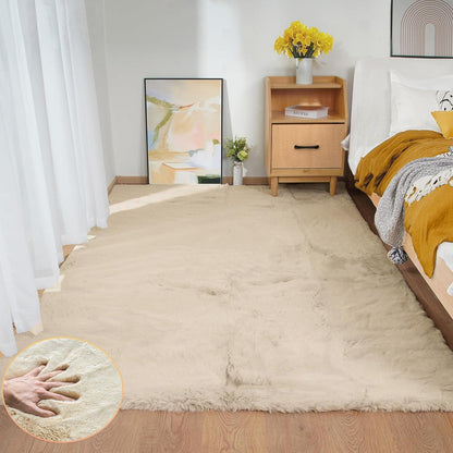 Flauschiger Kunstfell Teppich Beige 150x215 cm - Kuschelig & Waschbar