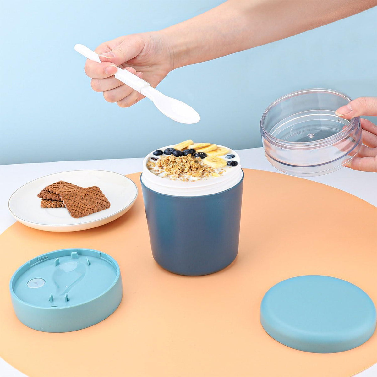 Müslibecher to go mit Löffel und Deckel, 650ml