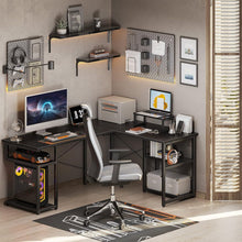 Gaming Schreibtisch mit Regal und