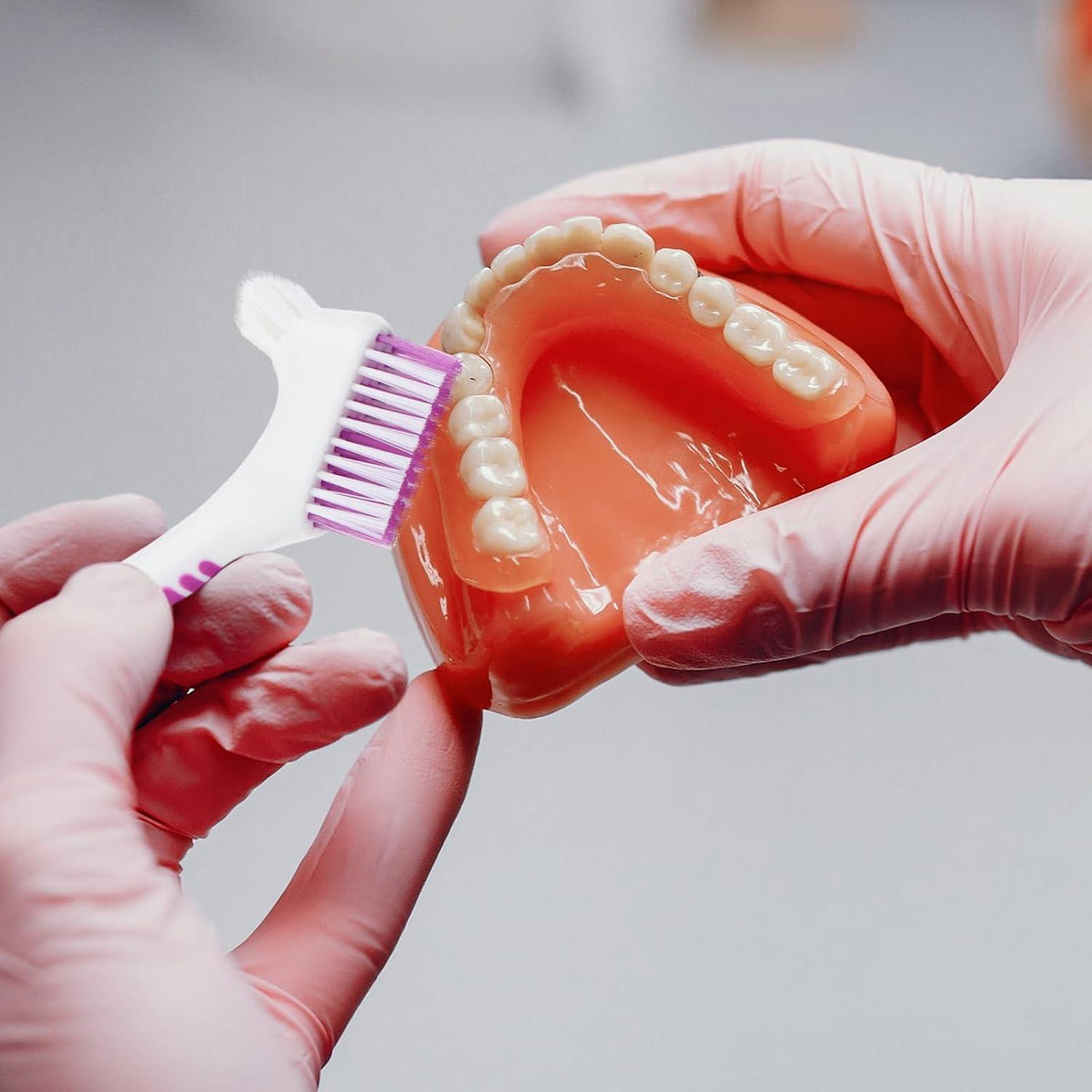 Zahnersatz-Reinigungsbürste Set Premium Hygiene grün lila 2