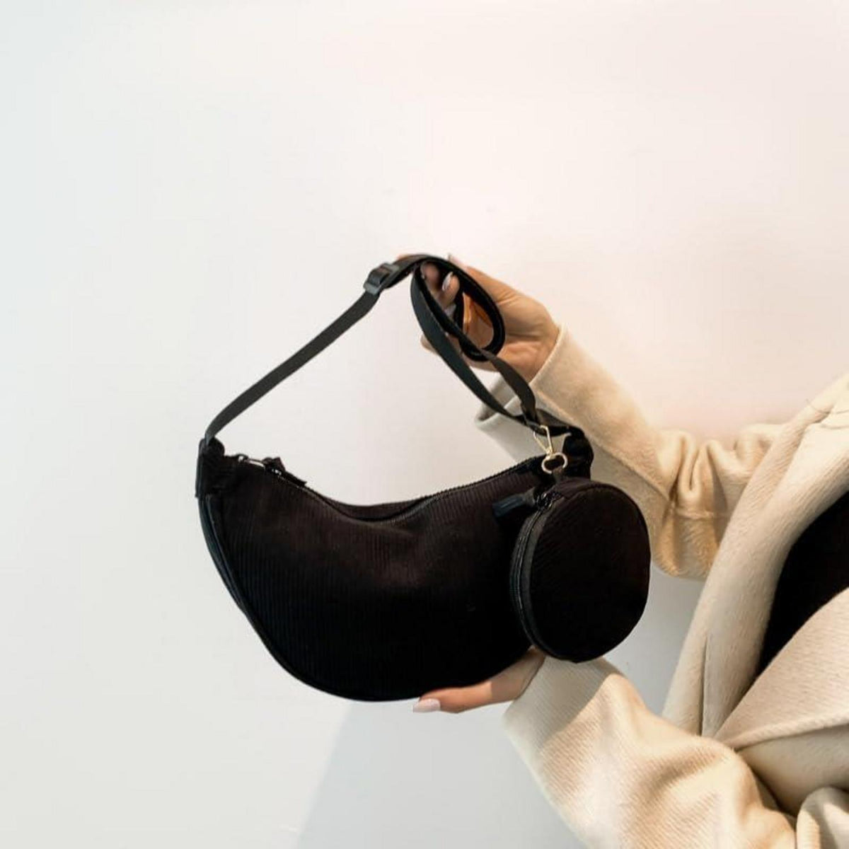 Kleine Halbmondtasche aus Cord, Damen Crossbody Bag