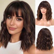 Brünette Bob Perücke mit Blond Highlights – Kurz & Charmant