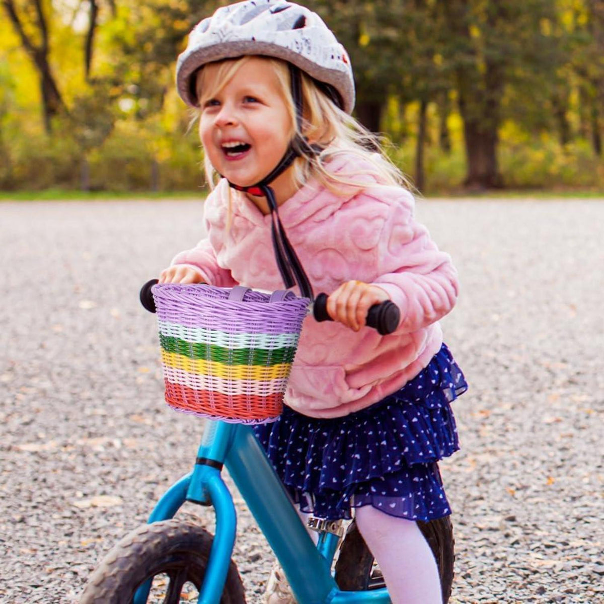 Kinder Fahrradkorb geflochten mit Riemen und Zubehör in Lederoptik