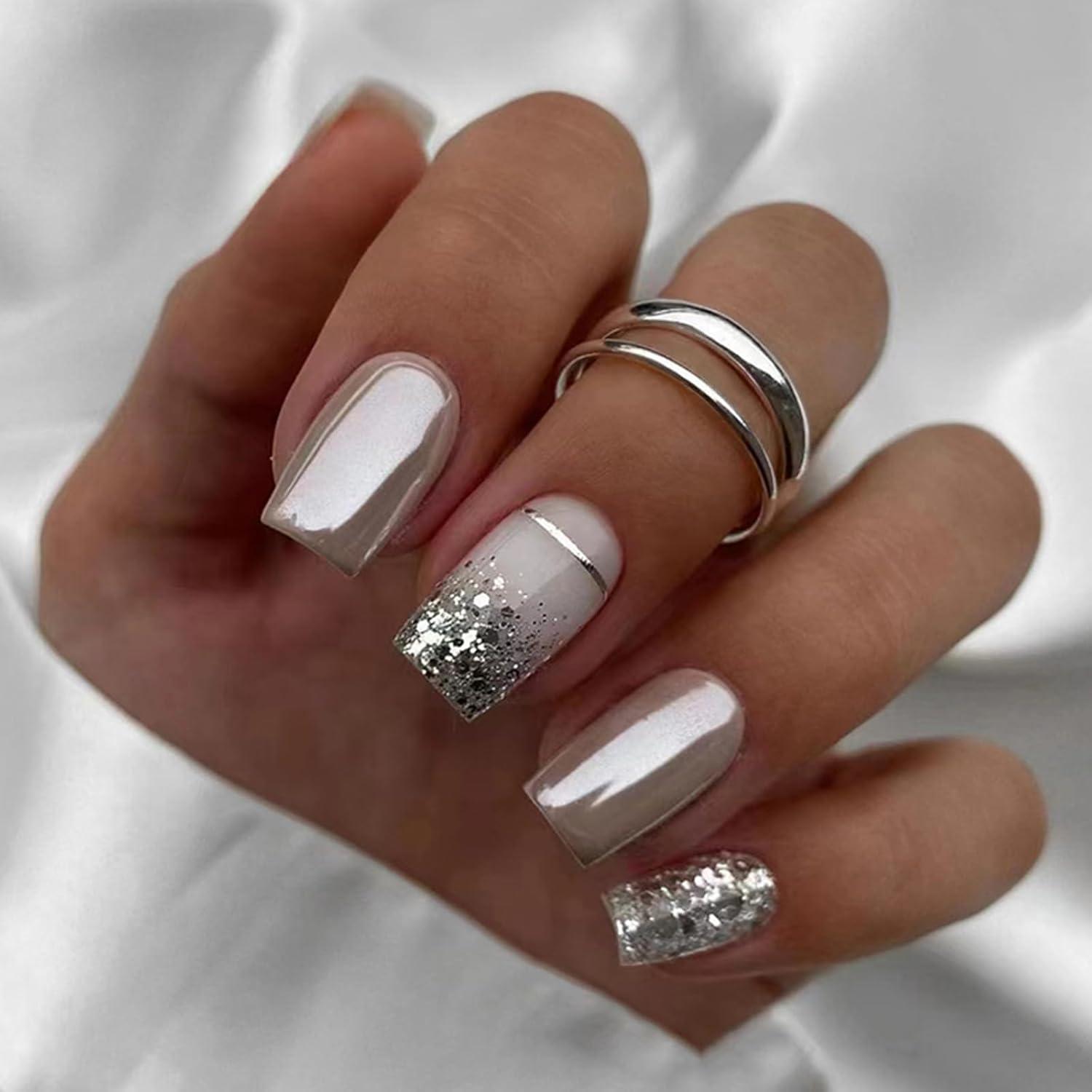 24 Stück Nägel zum Aufkleben Silber Glänzend French Press on Nails