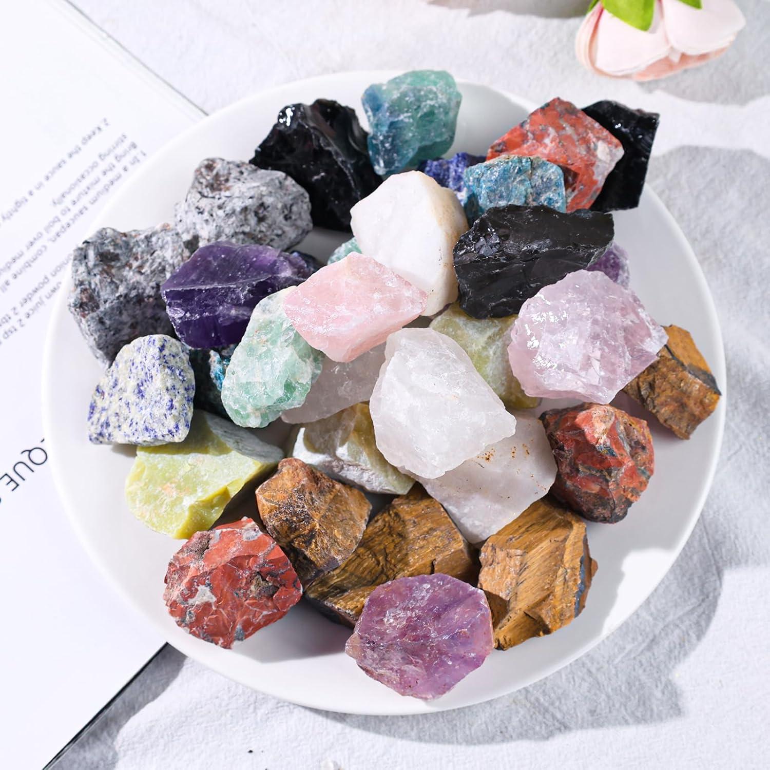 HAKACC 1300g Kristalle Heilsteine Set 30-35 Stück grobe Madagaskar Stein Mix Natürliche Rohsteine