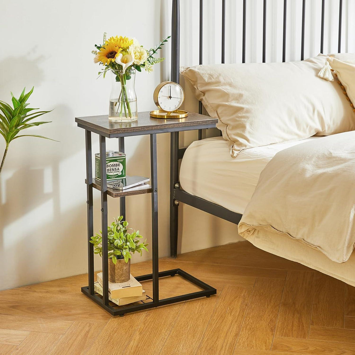 Beistelltisch C-Form Industrie-Design Graubraun 40x26x61.5cm