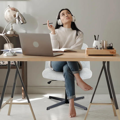 Ergonomischer Bürostuhl ohne Armlehnen und Räder