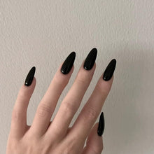 24 Stück Schwarz Glossy Oval Kurz Kunstnägel Fake Nails