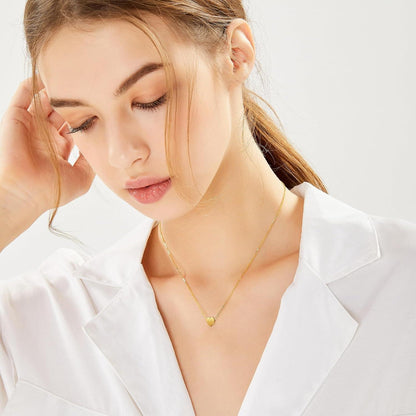 Symretie Halskette Damen 14K Gold Vergoldet Herz Anhänger initial kette M