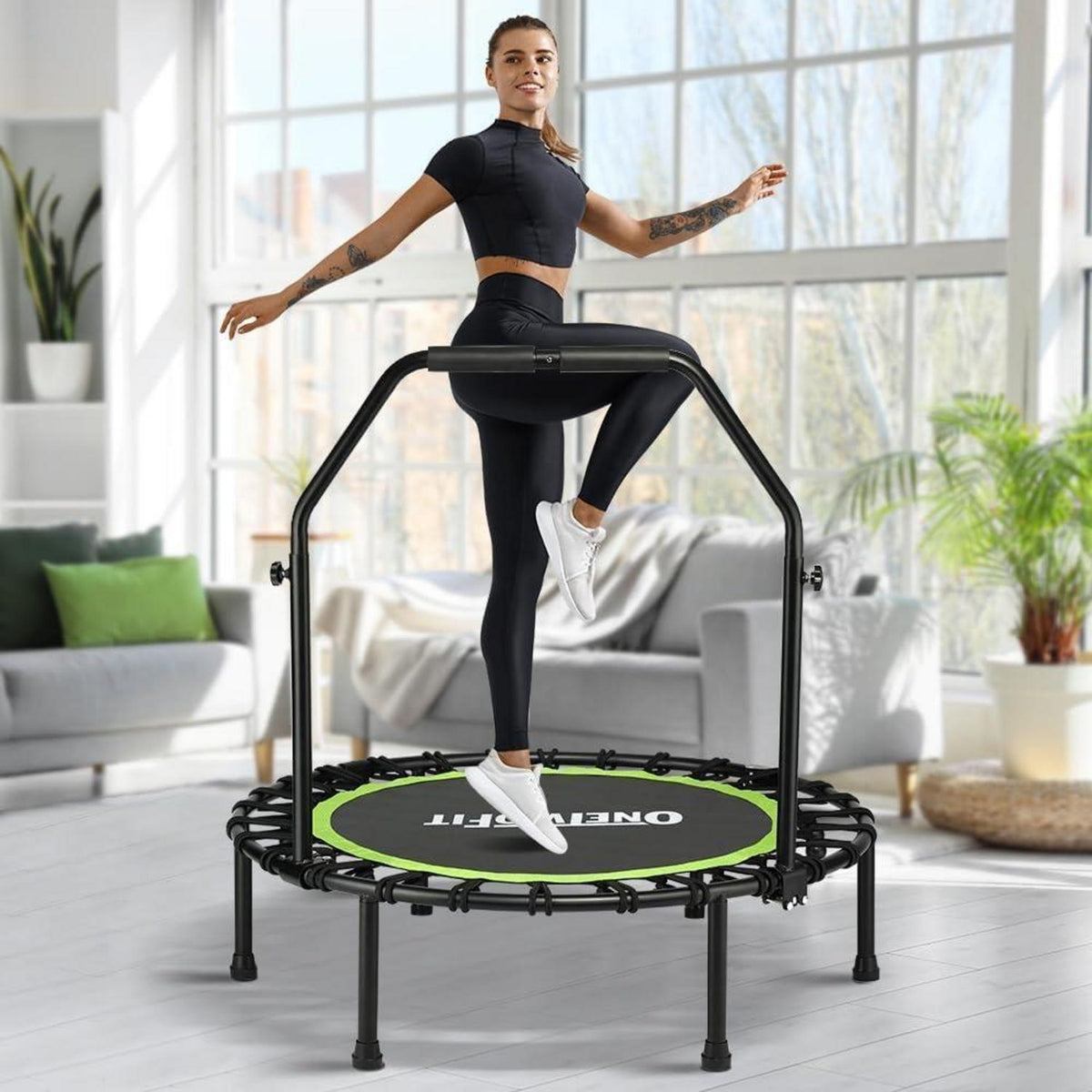 Fitness Trampolin klappbar mit Griff – 114cm Indoor Hüpftrampolin