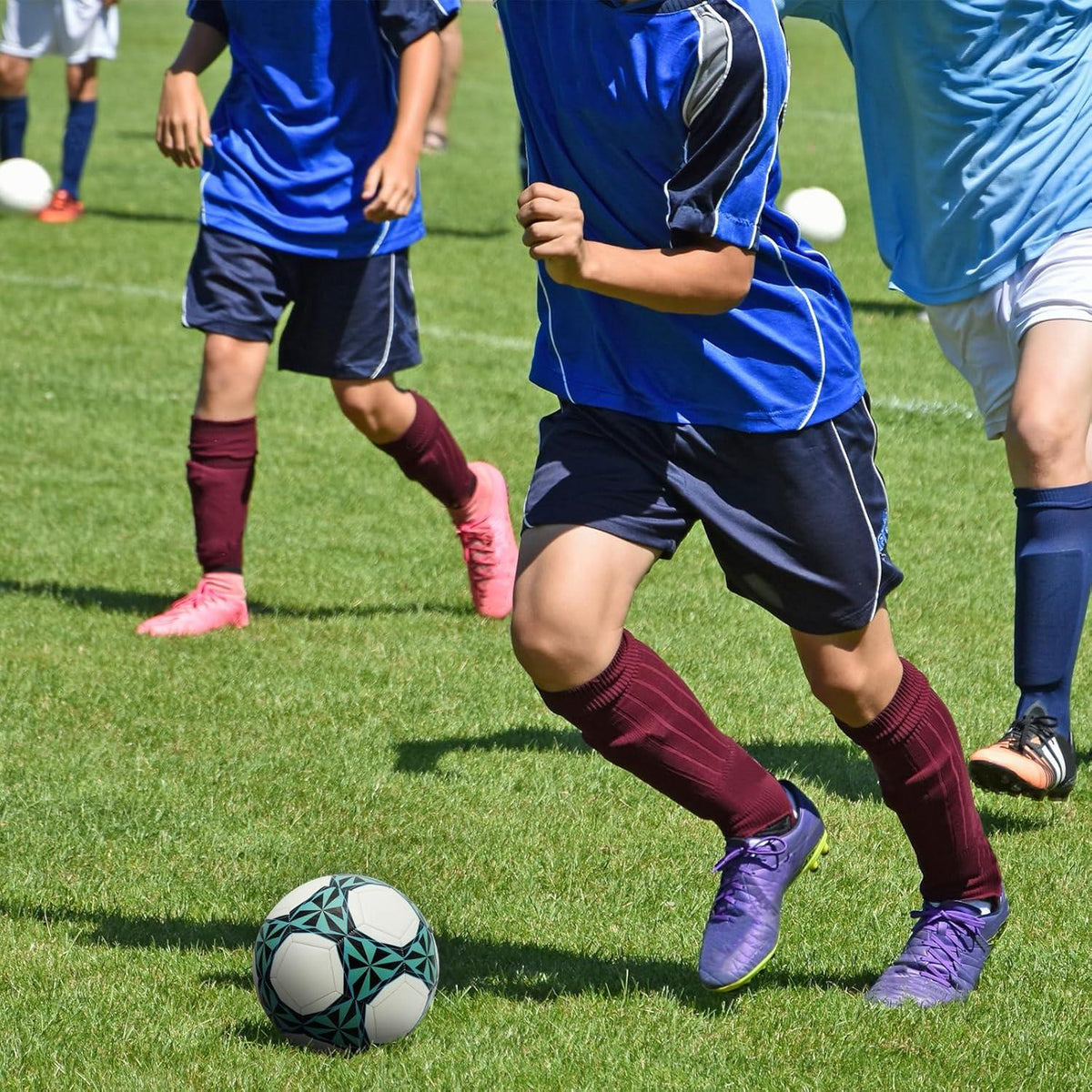 Fantecia Leuchtender Fußball Größe 5 mit Pumpe und LED-Beleuchtung