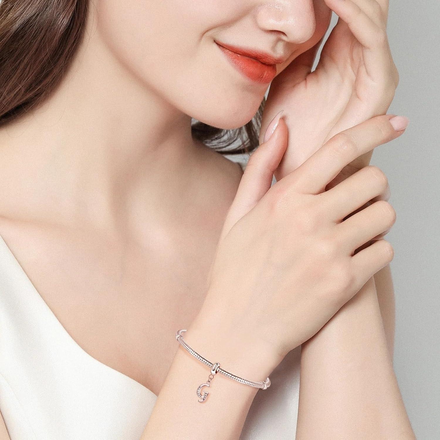 Symretie Damen 925 Silber Buchstaben Charms Anhänger mit Zirkonia initial A-Z