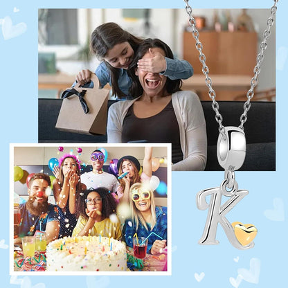 Damen 925 Sterling Silber Buchstaben Charm Anhänger mit Gelbem Herz