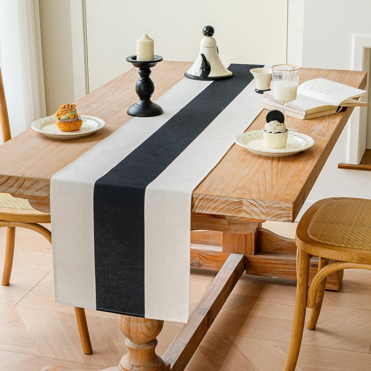 Tischläufer Schwarz 40x140cm - Modern, Wasserabweisend & Abwaschbar