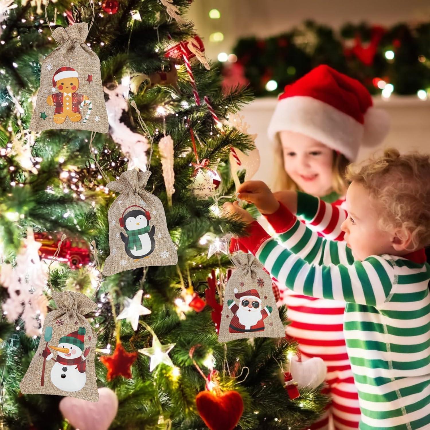 12x Weihnachts-Jute Geschenktüten Zugbänder Weihnachtsmotiven 24 Stück Glitter