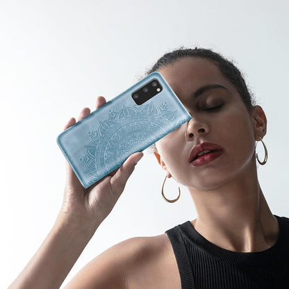 Samsung Galaxy S20 Lederhülle Wallet Case Himmelblau Magnet Ständer
