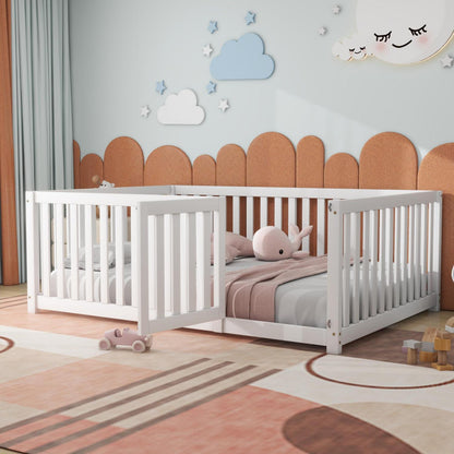 Jovify Kinderbett 140x200 cm Montessori Bodenbett mit Tür und Rausfallschutz Zaun aus Massivholz Weiß