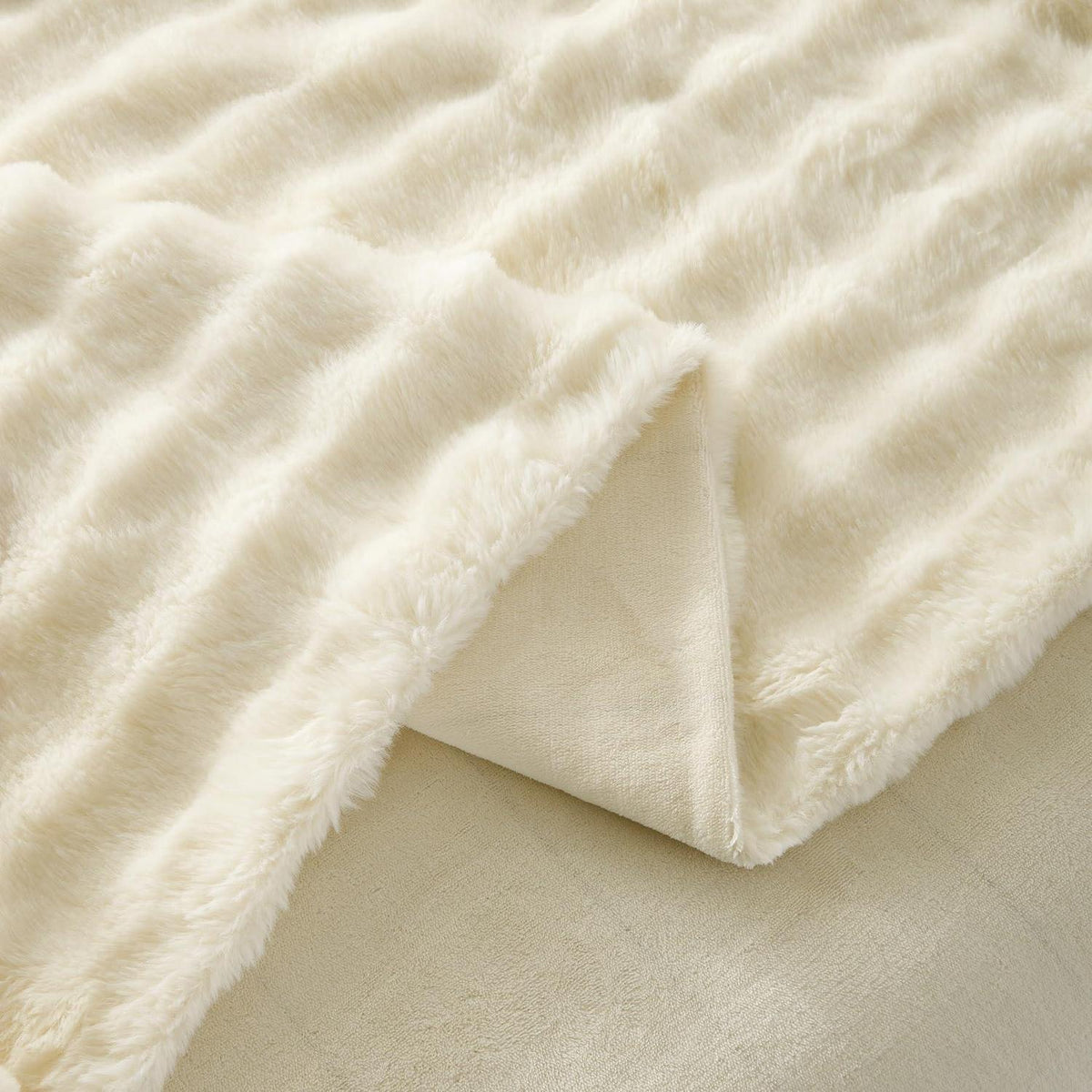 Plüsch Bettwäsche 135x200 - Warm & Kuschelig Creme Weiß