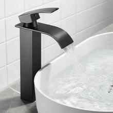 Schwarzer Wasserfall-Waschtischarmatur – Modern & Einfach zu Installieren