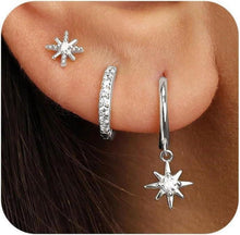 Elegantes Set: Vergoldete Creolen und Ohrstecker mit Zirkonia