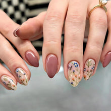 Coffee Pink Nägel Zum Aufkleben – Kurze Mandel Nägel mit Blumenmuster
