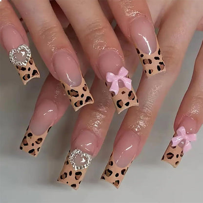 24 Stück Leopardenmuster Press on Nägel Acryl French Nails mit